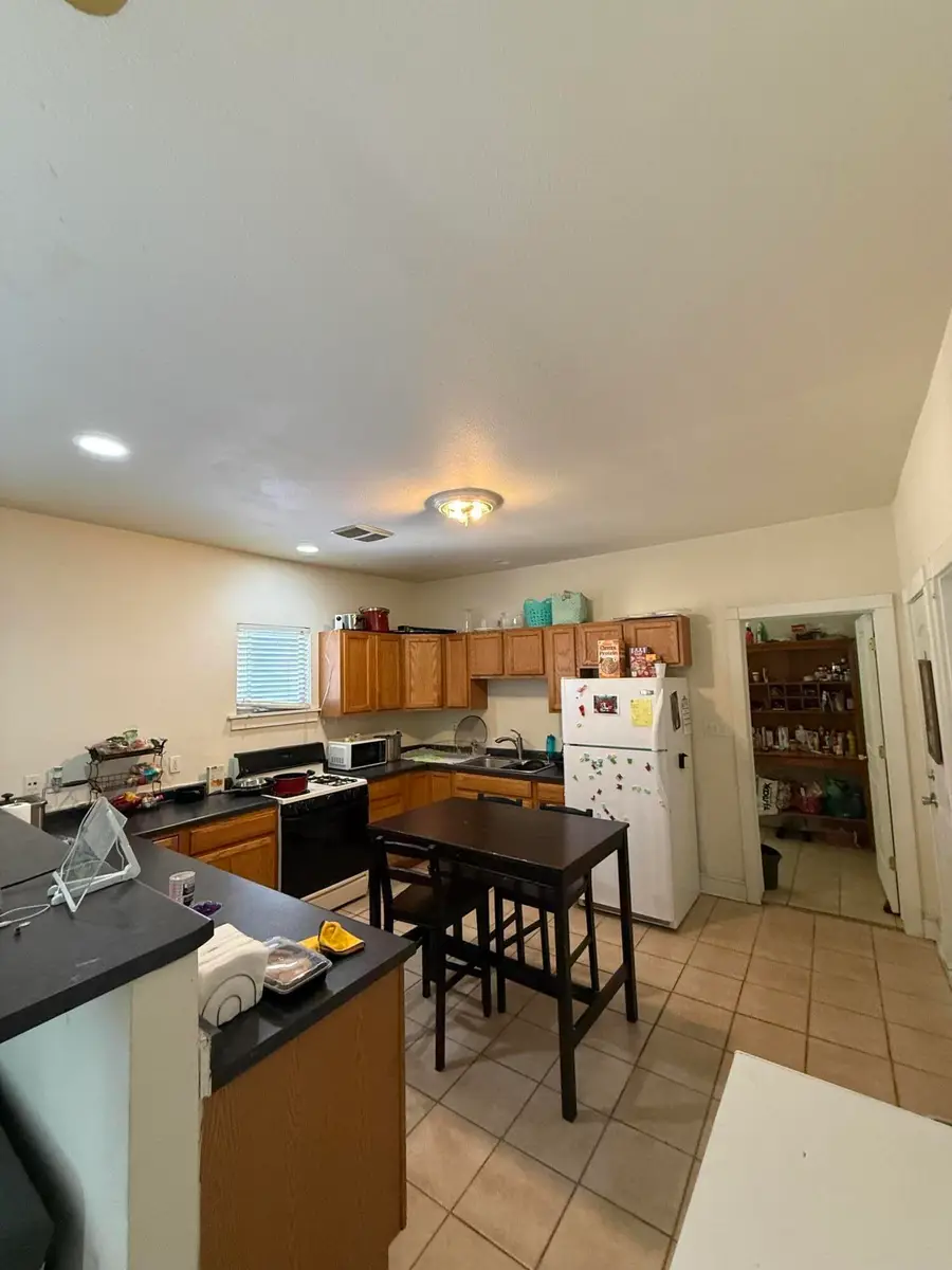 Address Withheld By Seller, Milwaukee, WI 53205 - #3