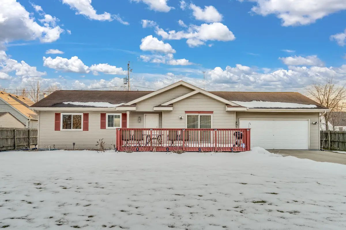 1607 Walter Ave, Mount Pleasant, WI 53403 - #1