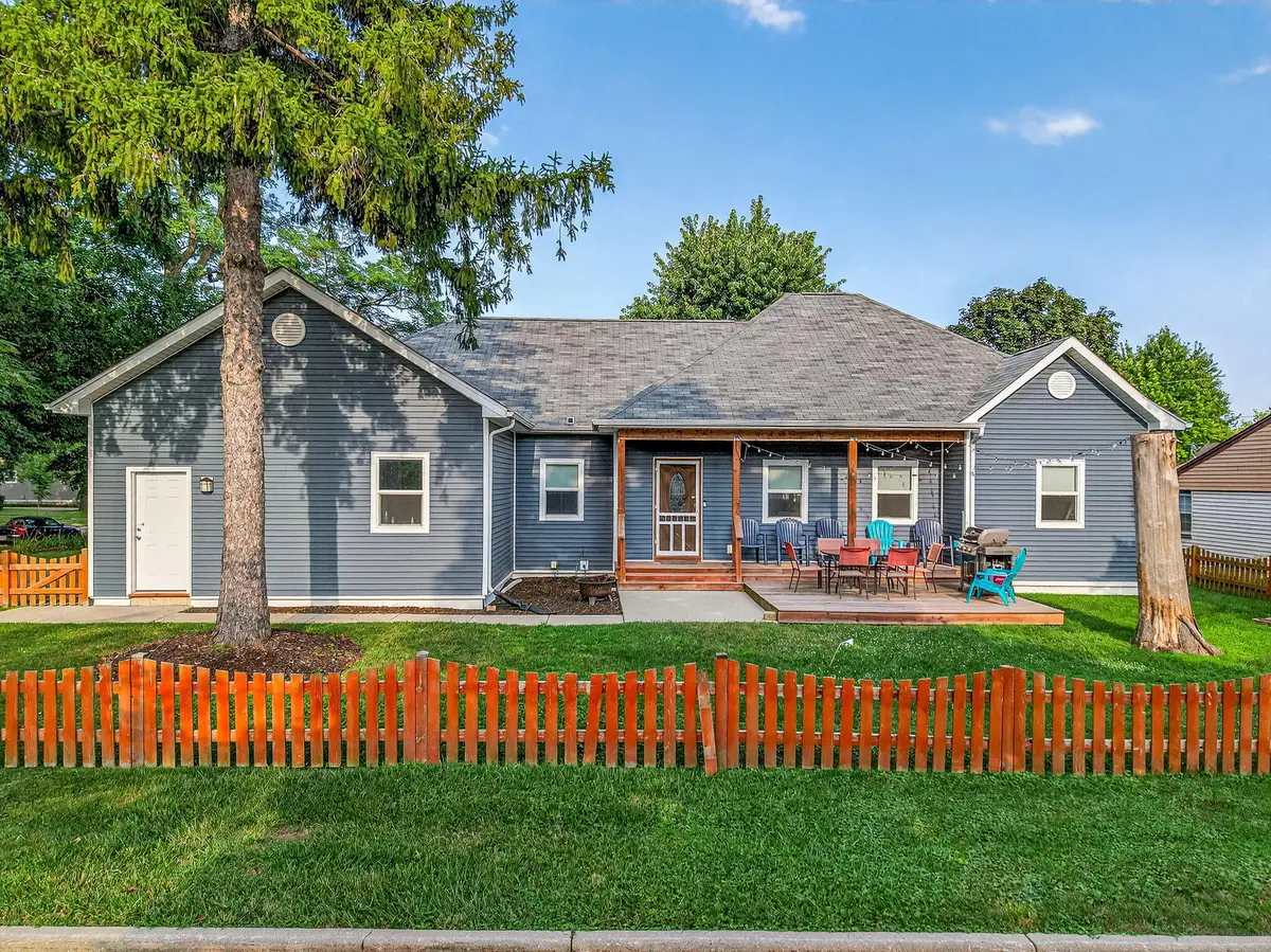 1030 Wheeler St, Lake Geneva, WI 53147 - #1