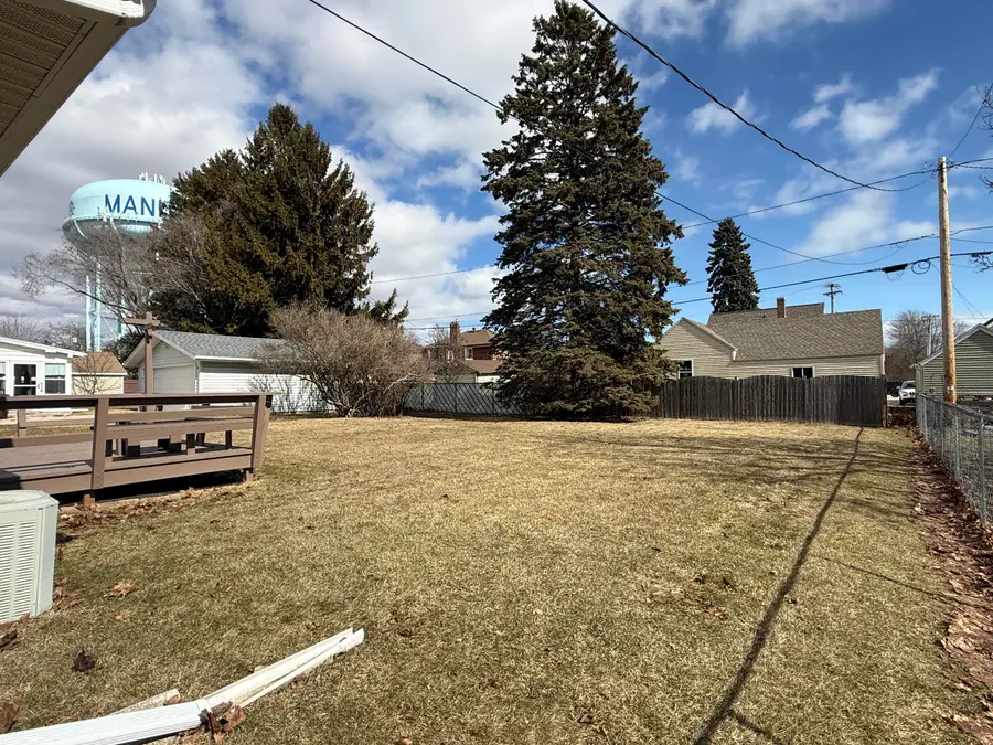 1337 N 9th St, Manitowoc, WI 54220 - #3