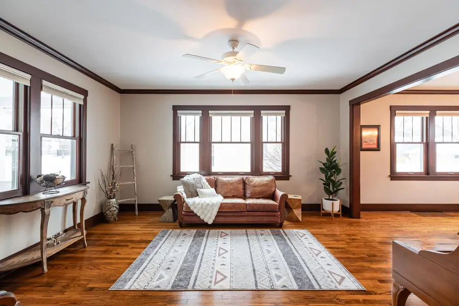 136 20th St S, La Crosse, WI 54601 - #3