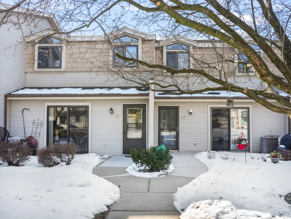 940 Prairie Dr, Mount Pleasant, WI 53406 - #1