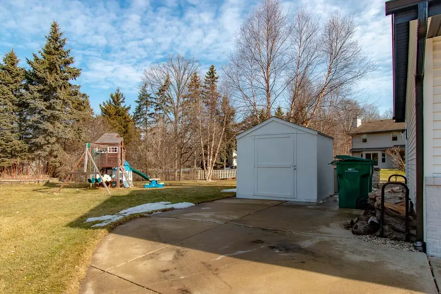 W161N10786 Creek Ter, Germantown, WI 53022 - #2