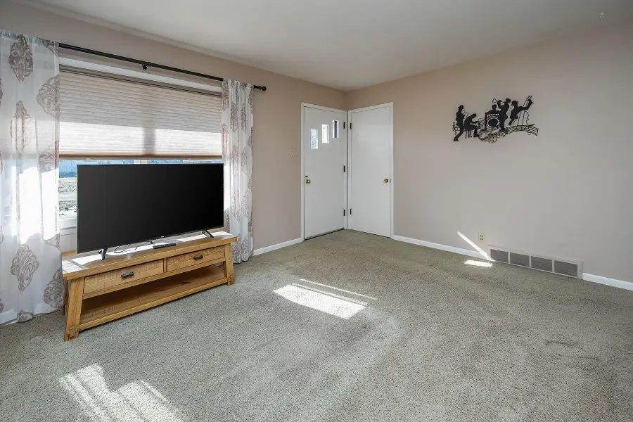 4530 W Spring Ln, Brown Deer, WI 53223 - #3