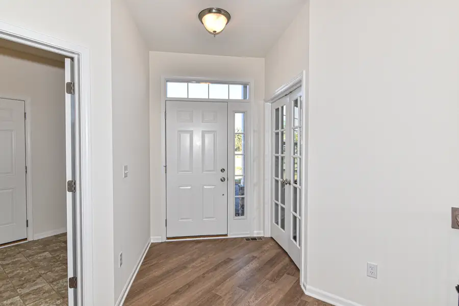 408 Manchester Dr, Williams Bay, WI 53191 - #2