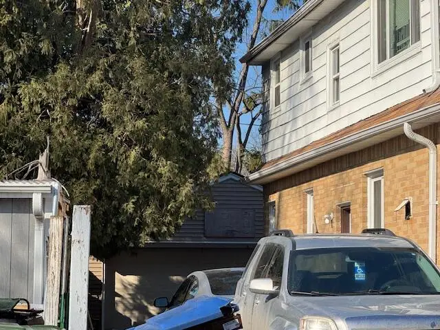 4861 N 50 St, Milwaukee, WI 53218 - #3