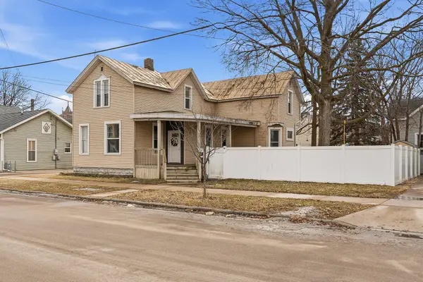 708 Ferry St, La Crosse, WI 54601