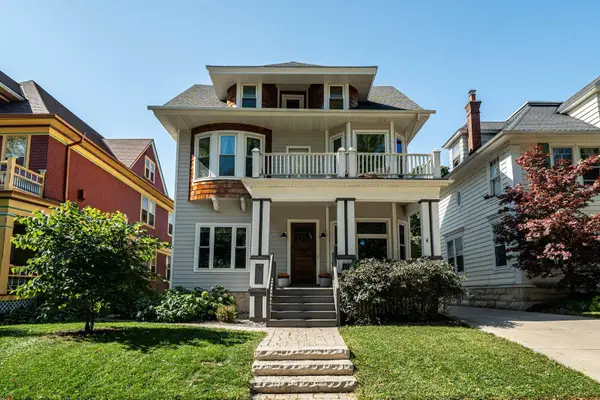 2741 N Hackett Ave, Milwaukee, WI 53211