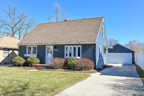 508 N 112th St, Wauwatosa, WI 53226