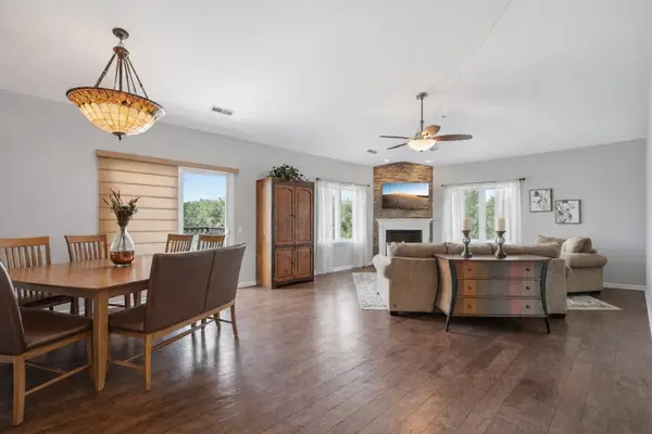 N51W34861 Wisconsin Ave, Oconomowoc, WI 53069