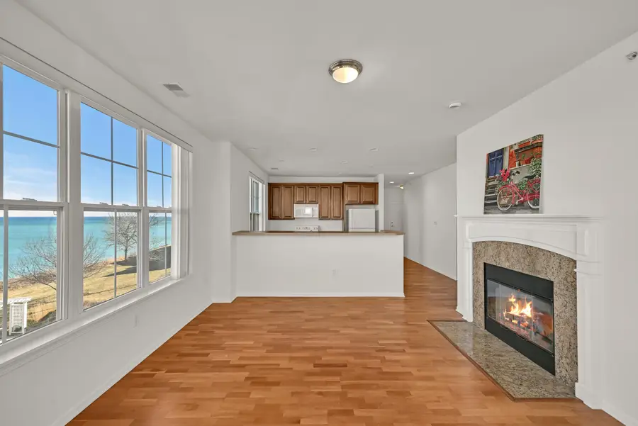 3872 S Lake Dr, Saint Francis, WI 53235 - #3