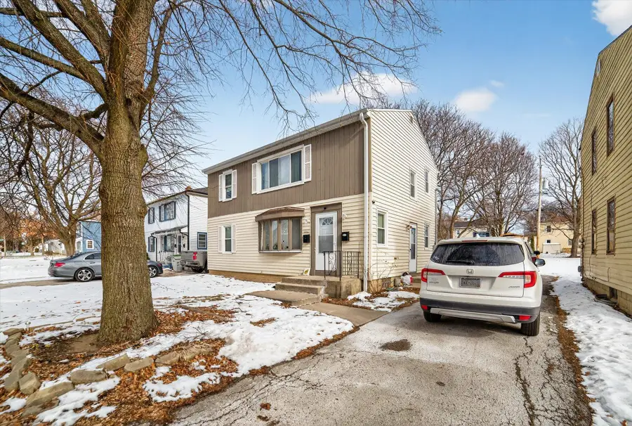 3622 S 23rd St, Milwaukee, WI 53221 - #3
