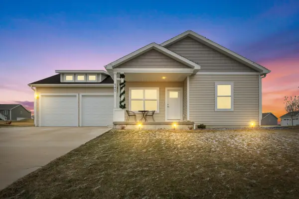 940 Quail Run, Lomira, WI 53048