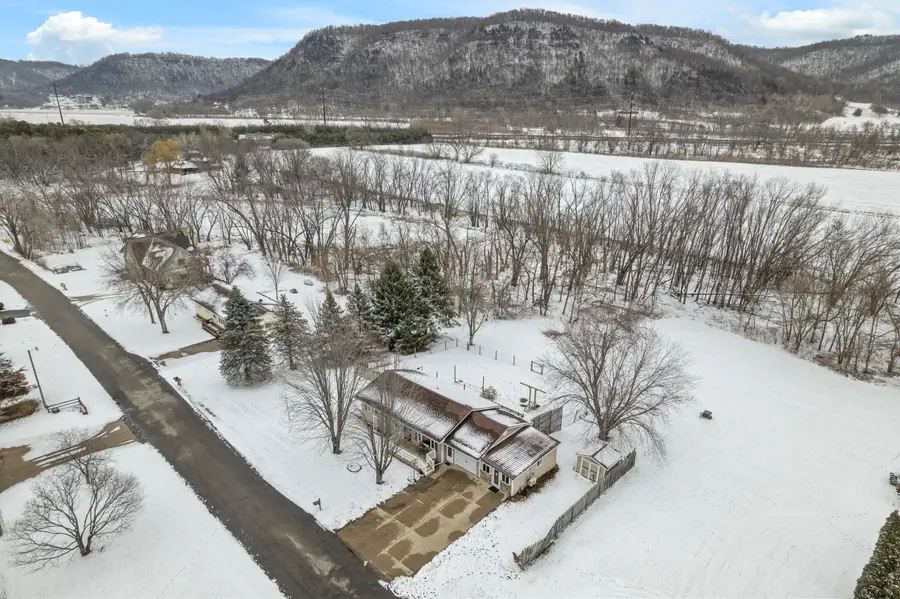 1575 N Hillview Dr, Buffalo City, WI 54622 - #2