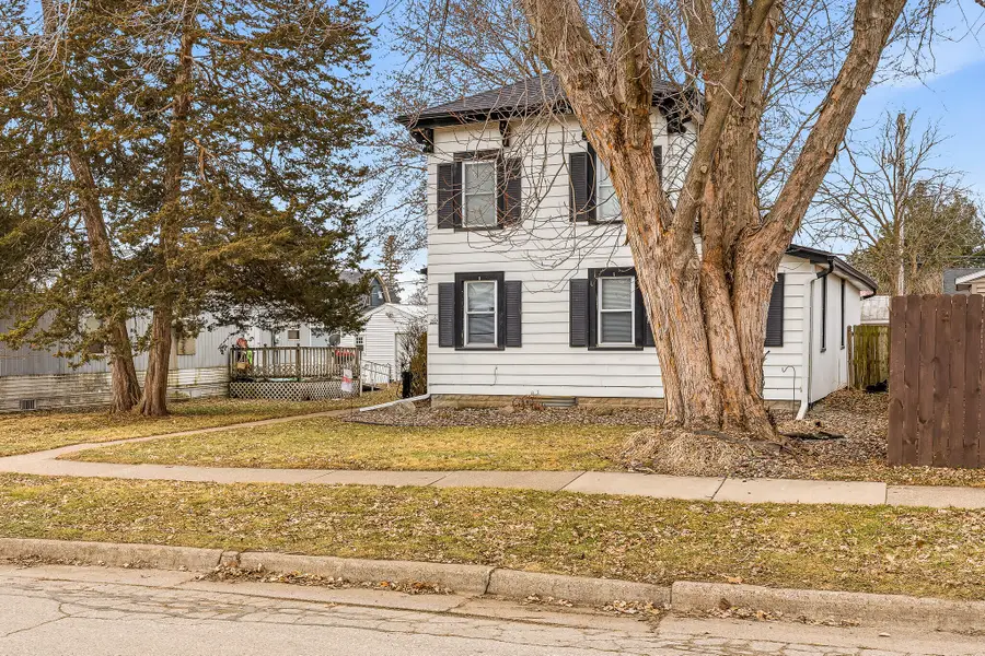 222 Lincoln Ave N, West Salem, WI 54669 - #3