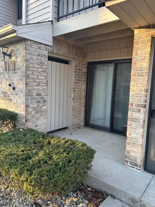 3936 81st St, Kenosha, WI 53142