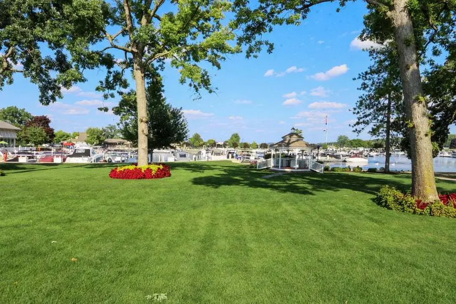 269 Fontana Blvd, Fontana, WI 53125 - #2