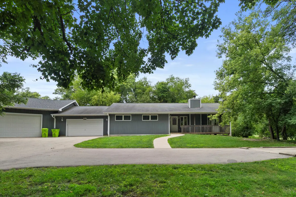 32 S Walworth Ave, Williams Bay, WI 53191 - #1