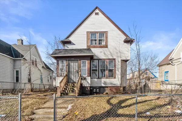 2765 N 26th St, Milwaukee, WI 53206