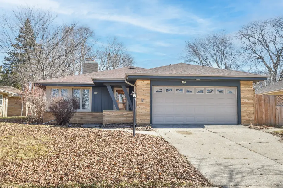 3182 N 96th St, Milwaukee, WI 53222 - #2