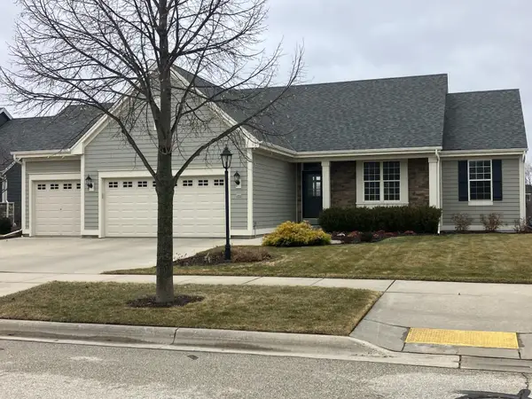 365 Indigo Dr, Port Washington, WI 53074