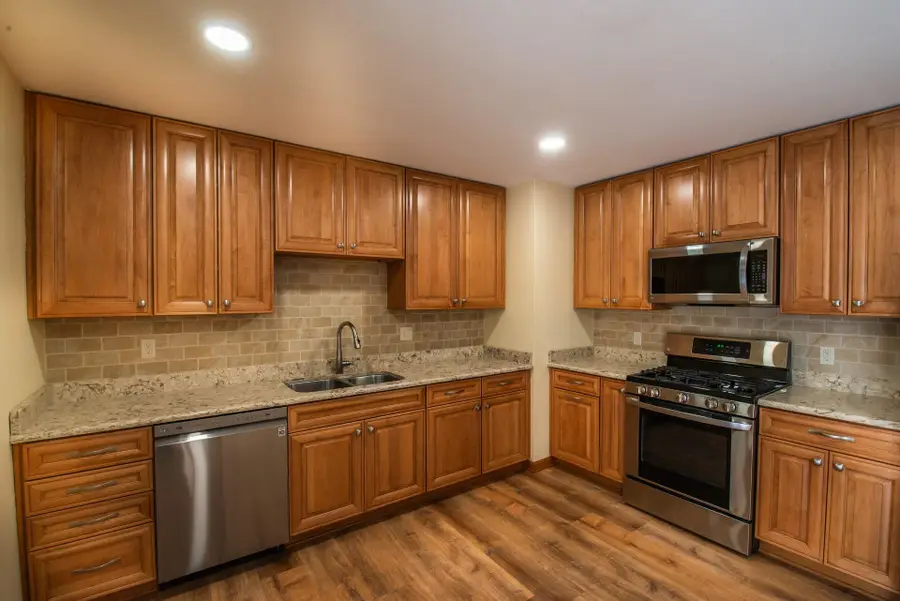 110 Toms Ave, Twin Lakes, WI 53181 - #3