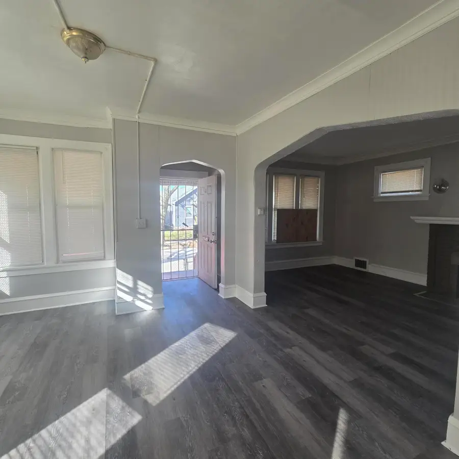 2548 N 18th St, Milwaukee, WI 53206 - #3