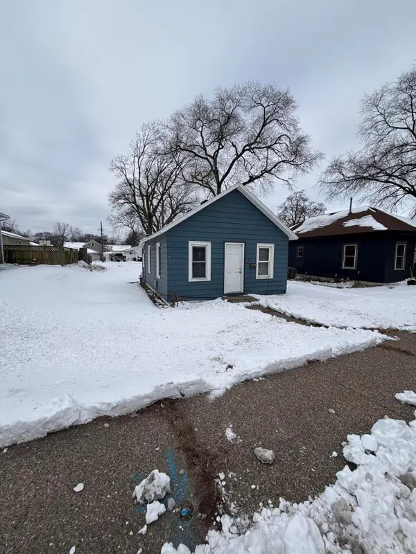 825 George St, La Crosse, WI 54603