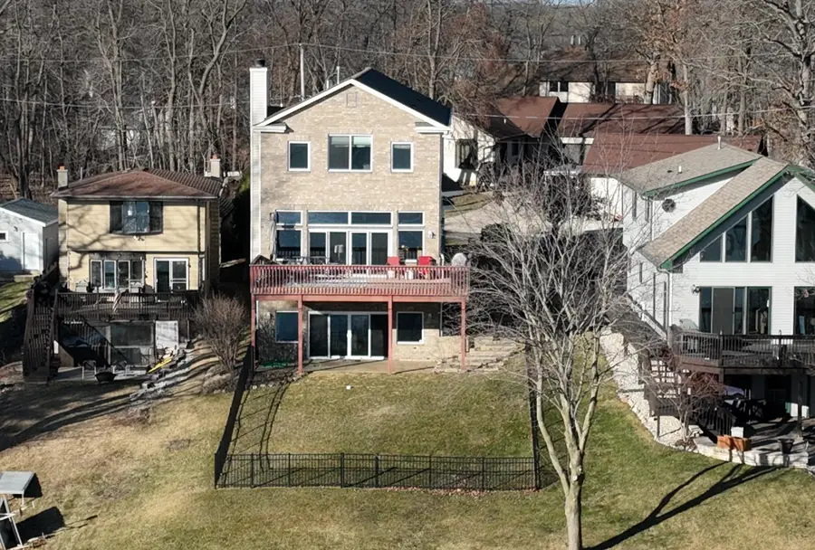 29149 White Oak Ln, Waterford, WI 53185 - #3