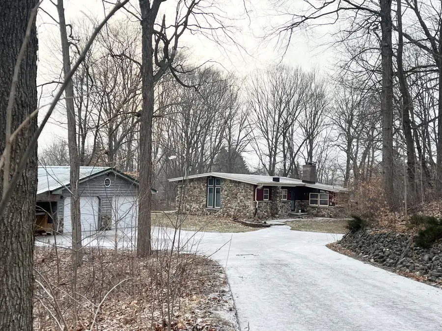 3657 Lusan Dr, Jackson, WI 53012 - #2