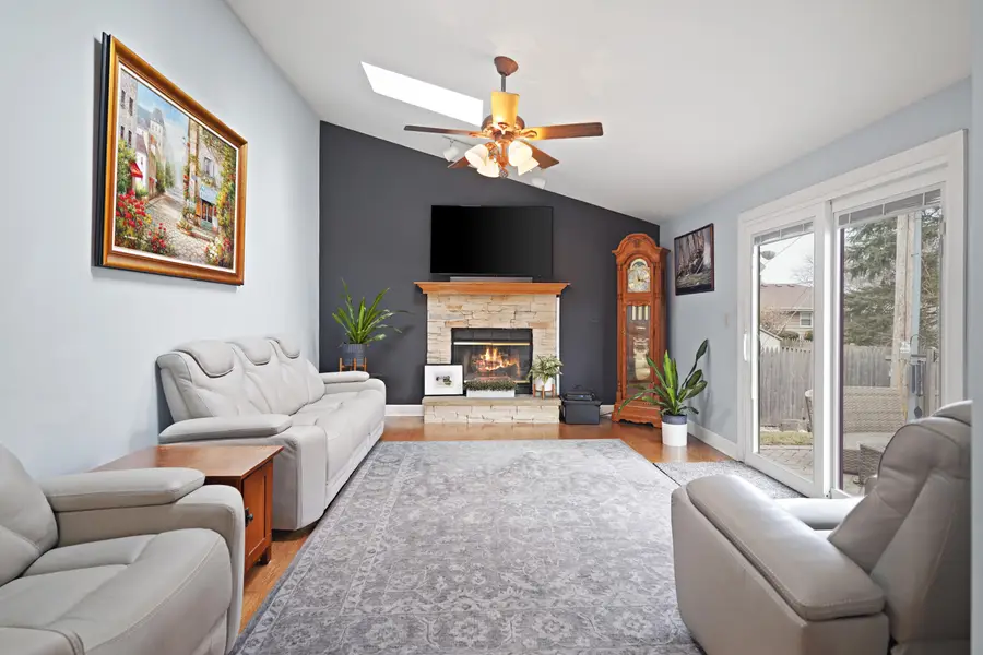 8217 60th Ave, Kenosha, WI 53142 - #3