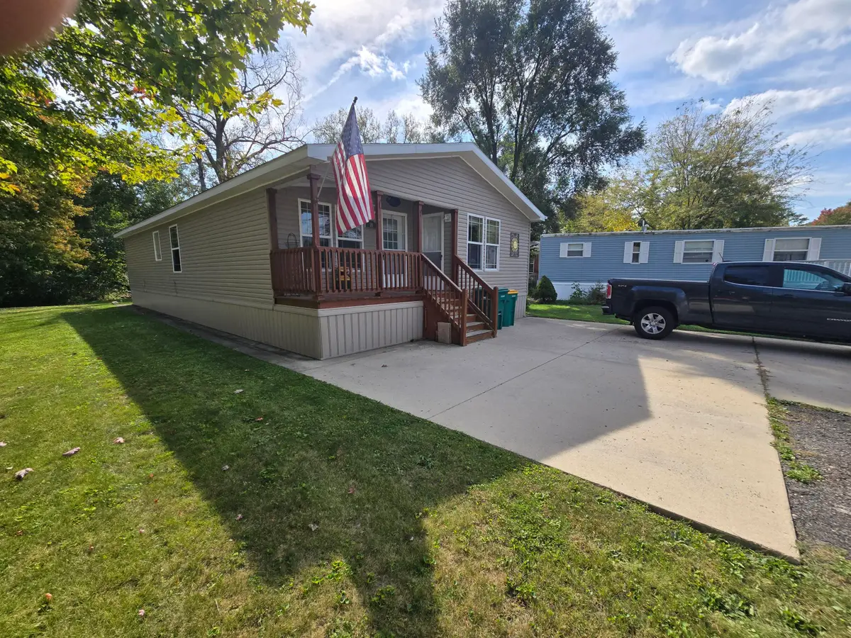 20179 W Good Hope E-10 Rd, Lannon, WI 53046 - #1