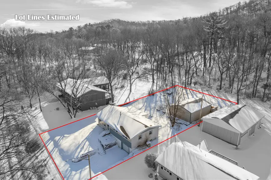 410 Anderson St W, Houston, MN 55943 - #3