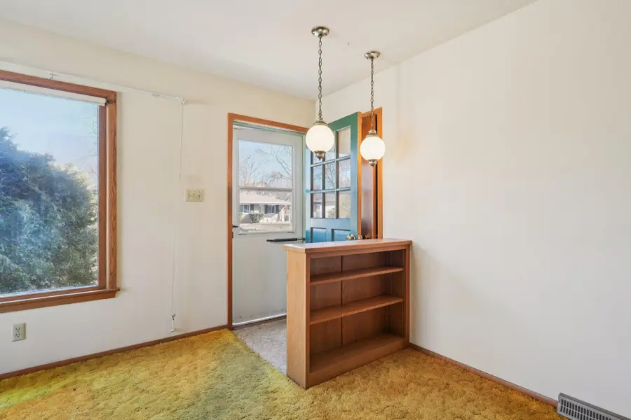 6657 N 53rd St, Milwaukee, WI 53223 - #3