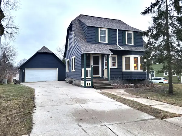 250 Frederick St, Waukesha, WI 53186
