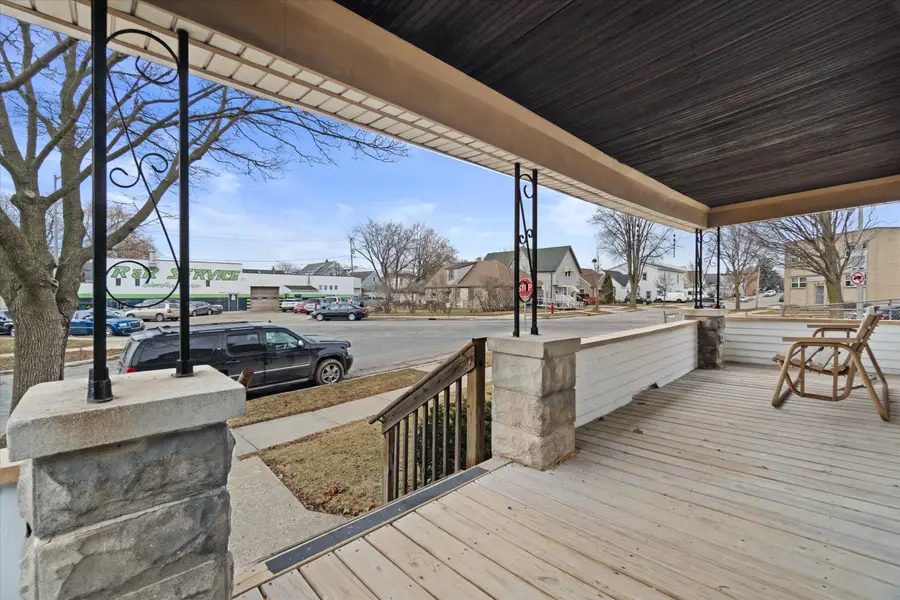 1717 S 56th St, West Allis, WI 53214 - #3