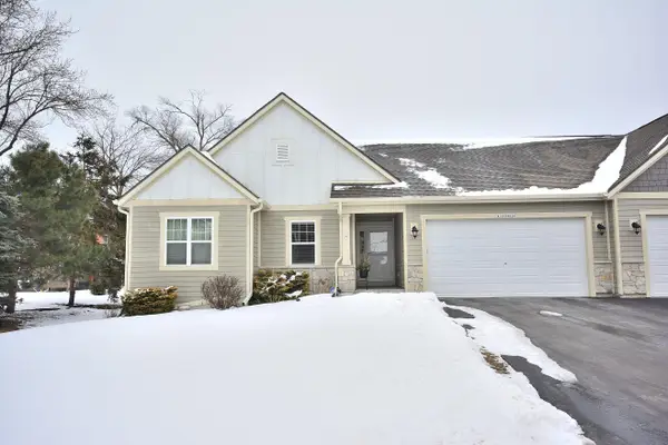 W144N4834 Stone Dr, Menomonee Falls, WI 53051