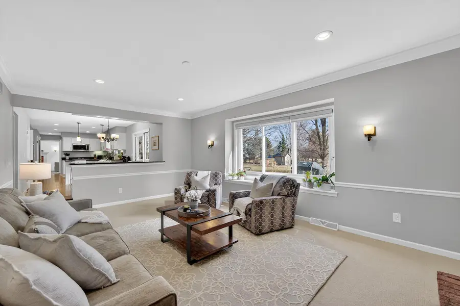 12714 N Meadow Cir W, Mequon, WI 53092 - #3