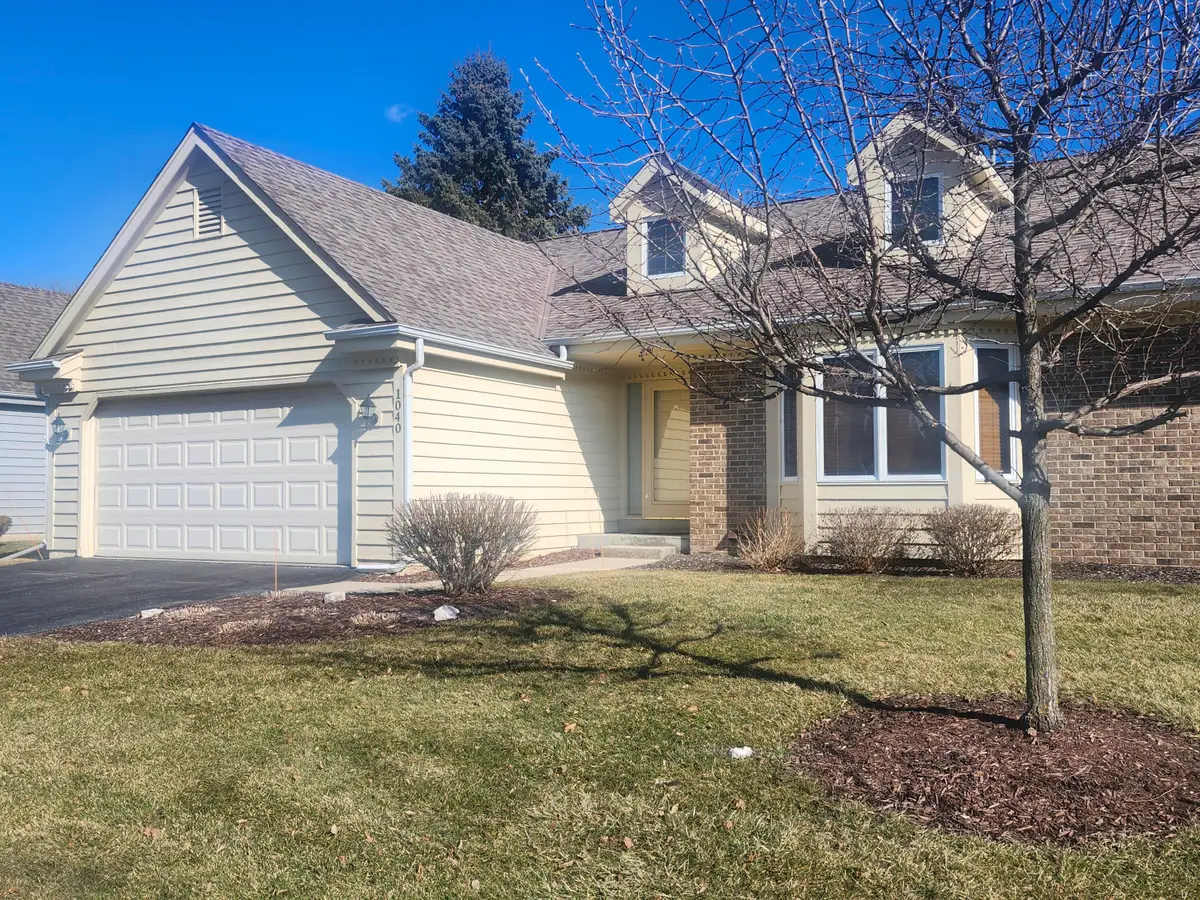 1040 Lansdowne Ct, Brookfield, WI 53045 - #1