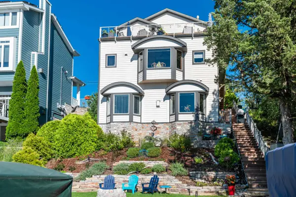 W332N6211 County Road C, Merton, WI 53058