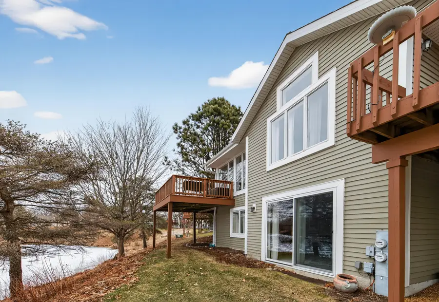 104 East Sutton Pl, Waukesha, WI 53188 - #3