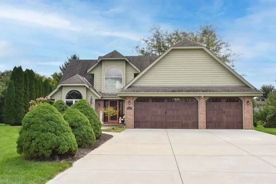 N105W14697 Lincoln Dr, Germantown, WI 53022 - #2