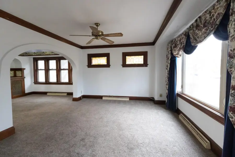 3422 S 9th Pl, Milwaukee, WI 53215 - #3