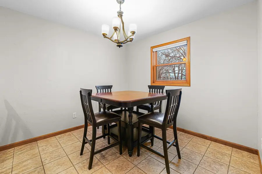 1678A Drum Corps Dr, Menasha, WI 54952 - #3