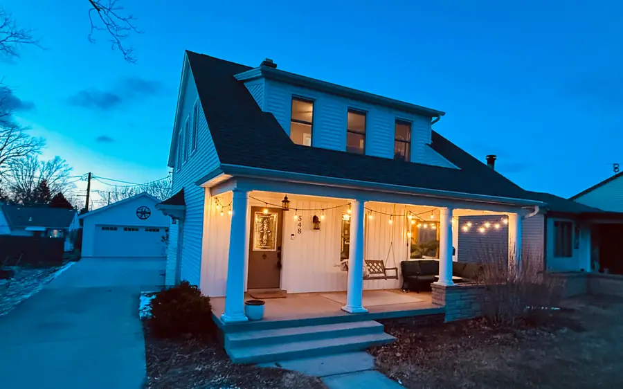 548 Pine St, Sheboygan Falls, WI 53085 - #3