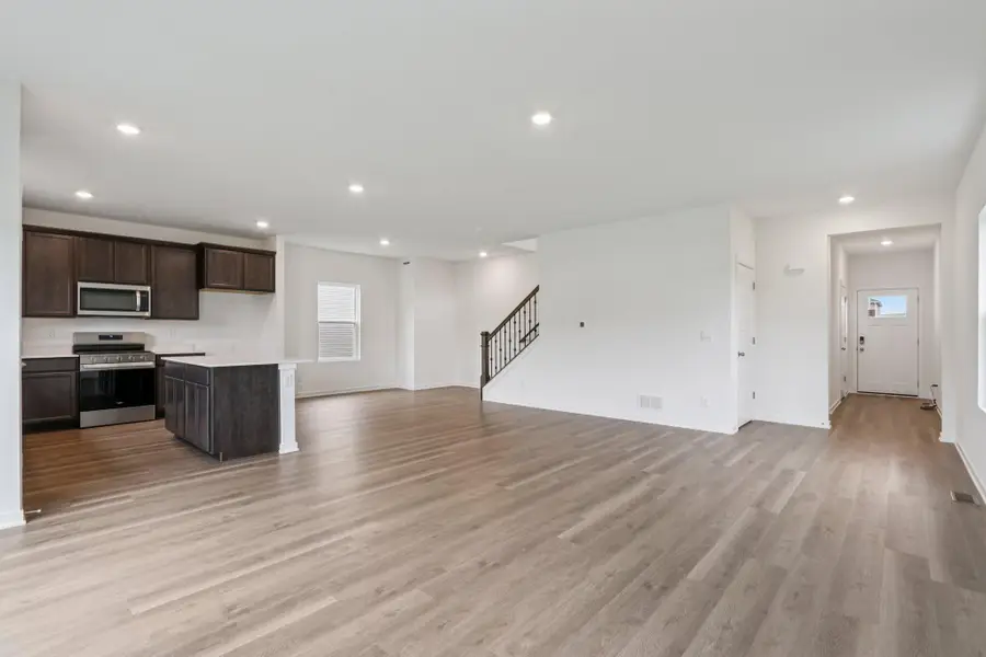 7075 Oakmont Rd, Mount Pleasant, WI 53403 - #3