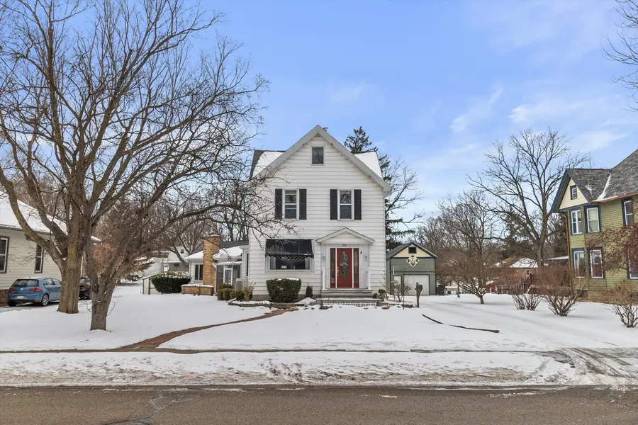 224 N Fremont St, Whitewater, WI 53190 - #2