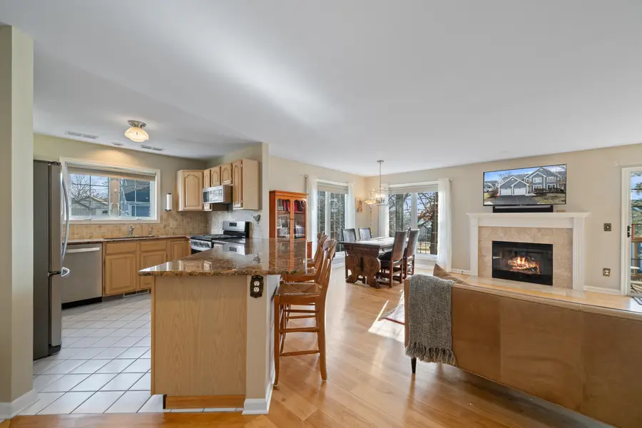 1095 Lakeland Dr, Geneva, WI 53147 - #3