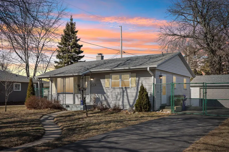 2008 85th St, Kenosha, WI 53143 - #2