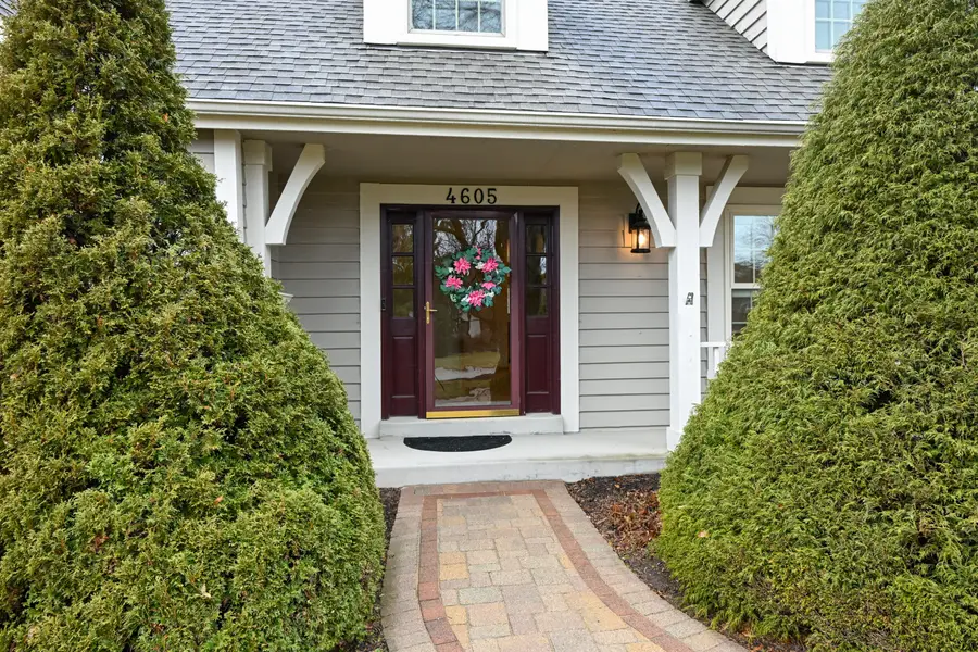 4605 Shagbark Ln, Brookfield, WI 53005 - #2